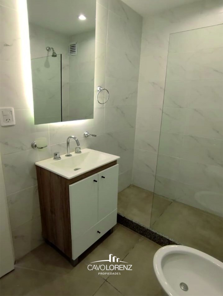 Moreno 2752 -  Impecable departamento de 1 ambiente a la calle reciclado