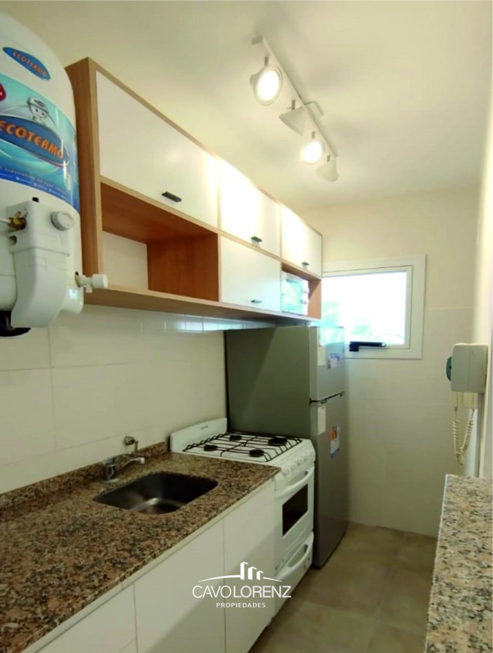 Moreno 2752 -  Impecable departamento de 1 ambiente a la calle reciclado