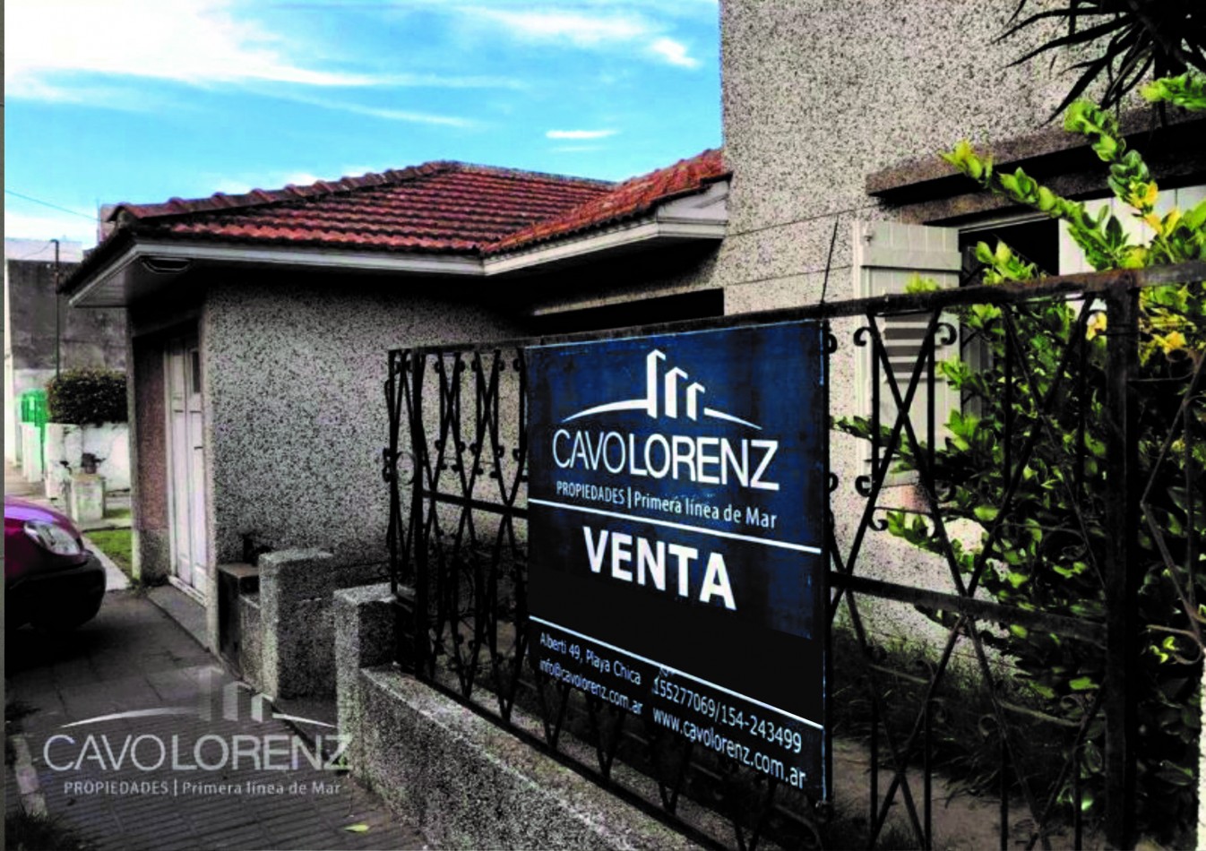 Barrio Las Avenidas -Rafael Del Riego Y Magallanes. Chalet 4 Ambientes con garaje 