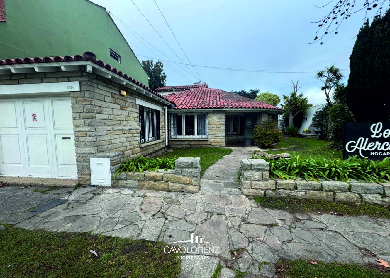 Paso 2334-Chalet 8 Hab, 6 Baños - Apto Uso Profesional, Comercial O Particular