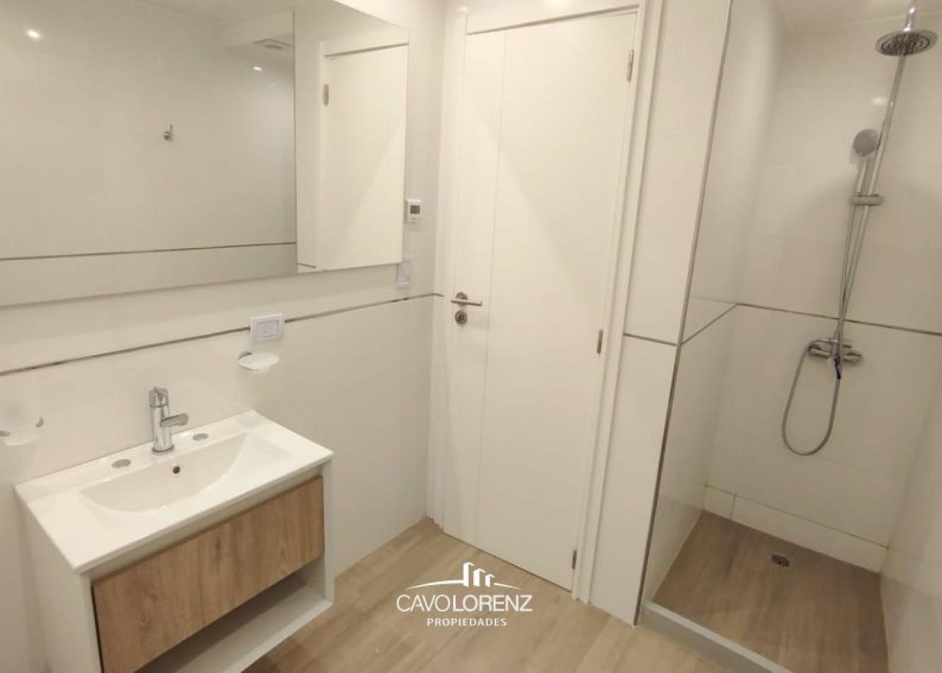 Moreno 2148  8°D-Impecable Departamento 2 ambientes a la calle a estrenar