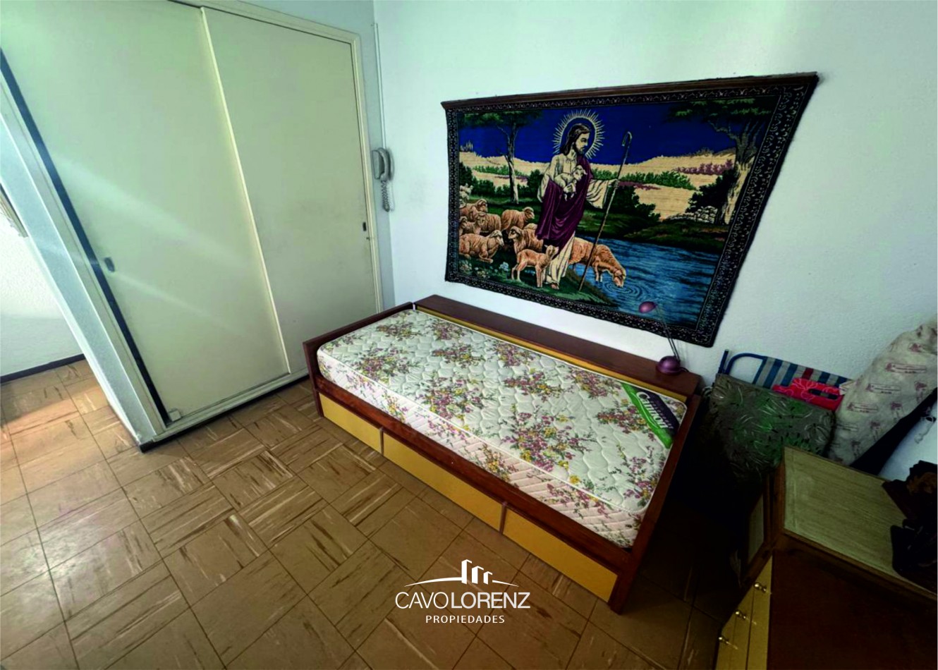 Brown 1783 -  Comodo departamento de 1 ambiente y medio a la calle