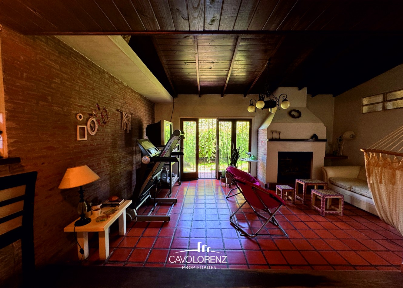 Coronel Vidal -Hermoso chalet 5 ambientes en excelente estado