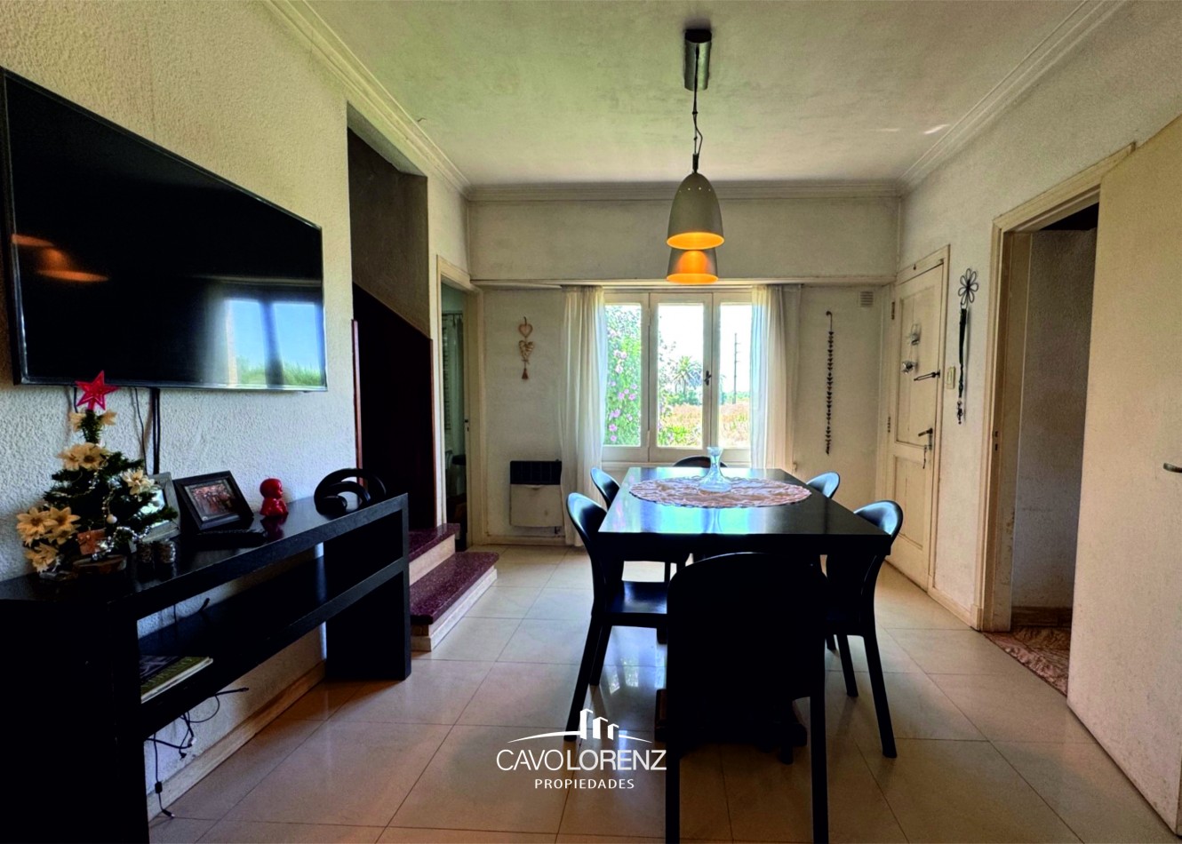 Coronel Vidal -Hermoso chalet 5 ambientes en excelente estado