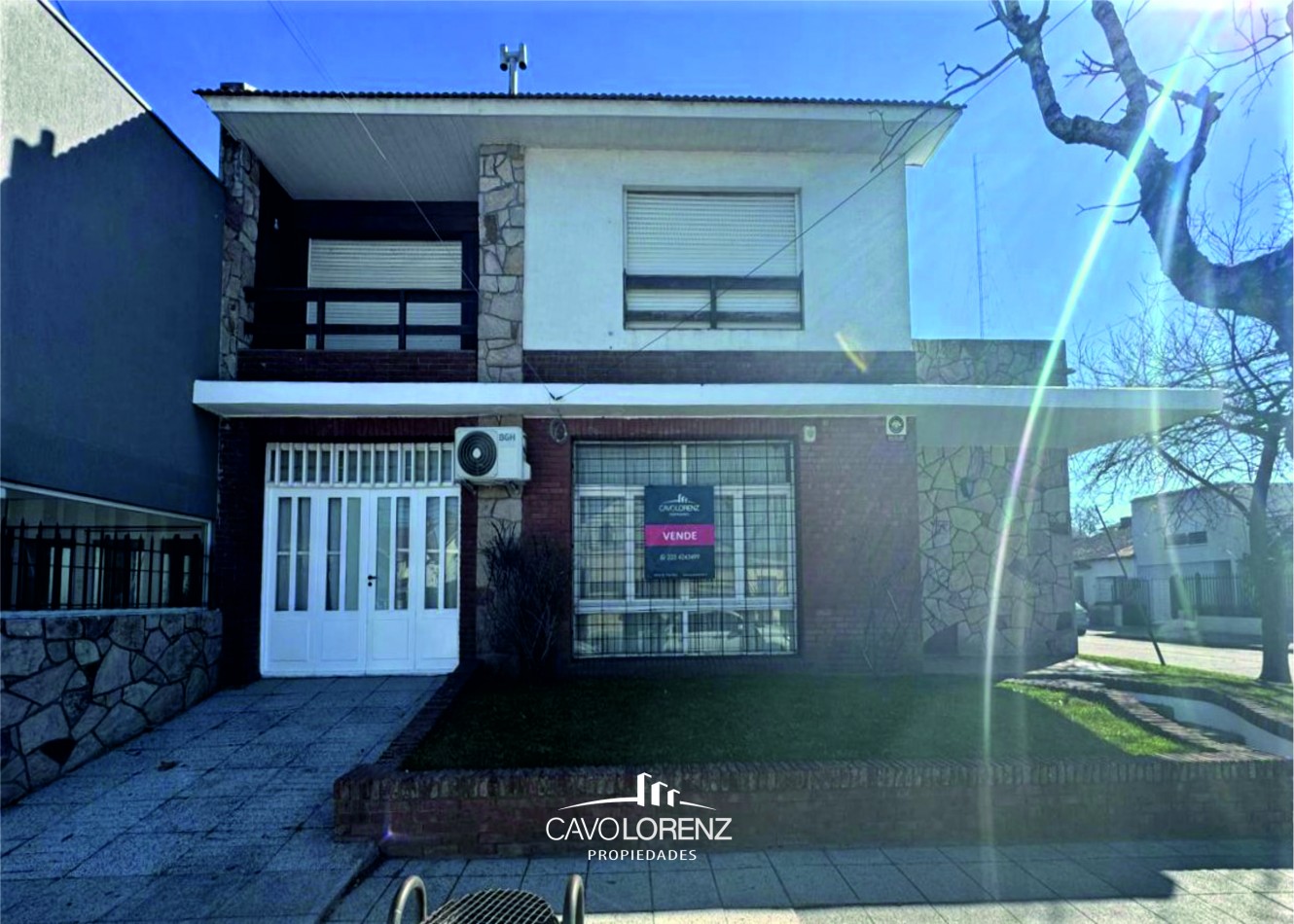 San Jose -Dorrego 3069 - Chalet 5 ambientes con garaje y terraza