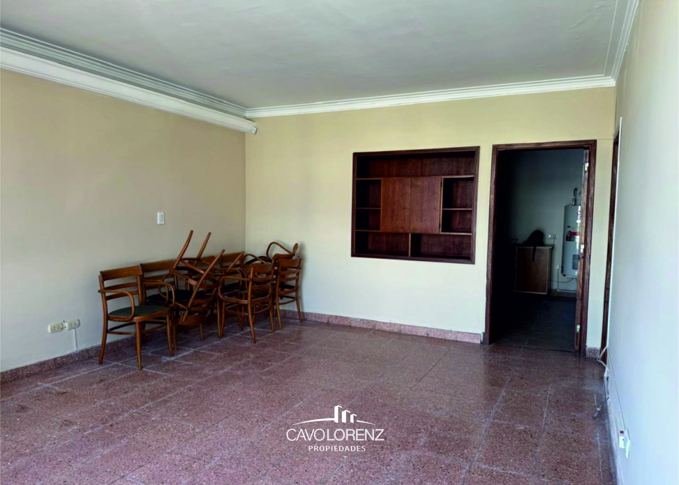 San Jose -Dorrego 3069 - Chalet 5 ambientes con garaje y terraza