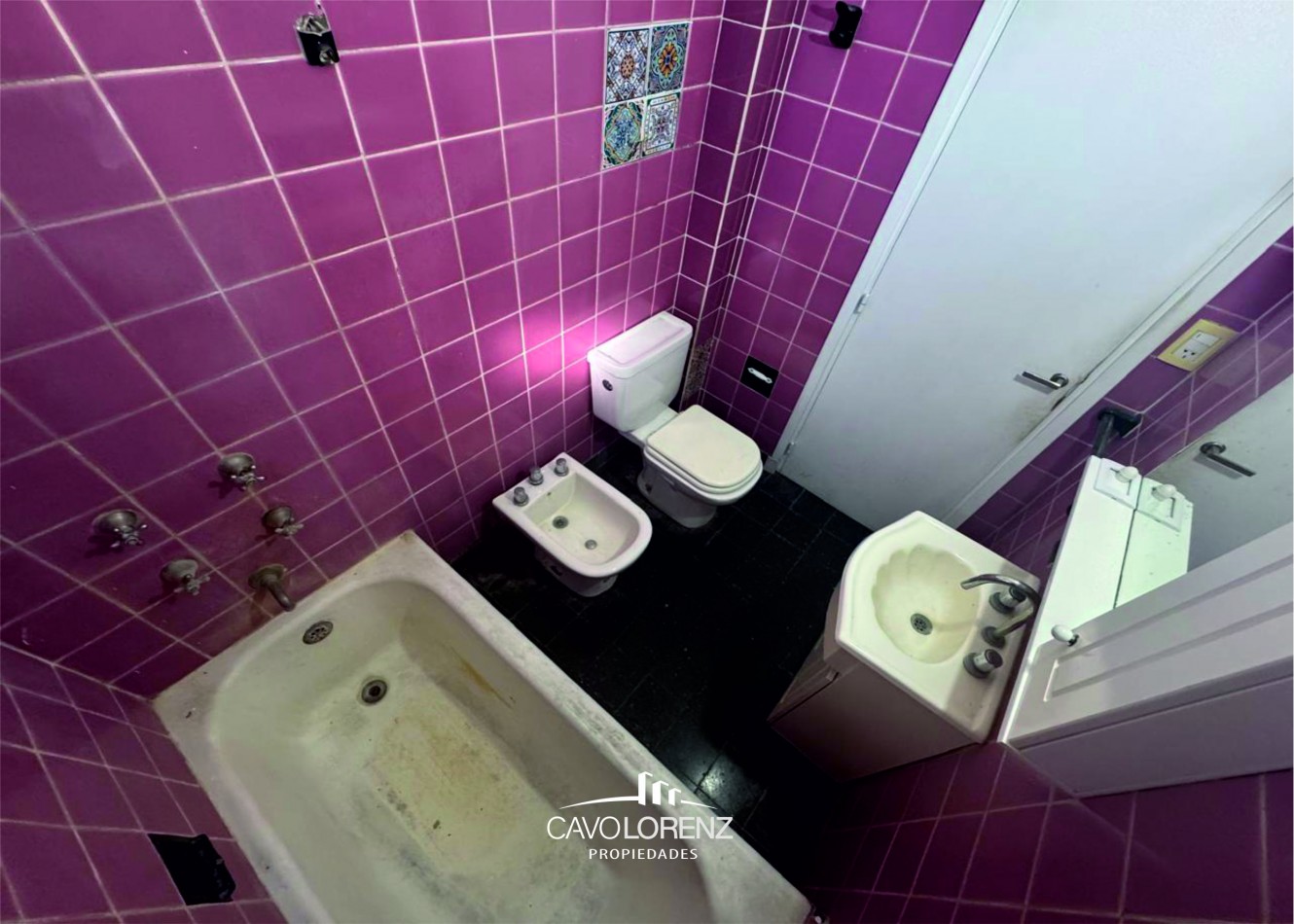 San Jose -Dorrego 3069 - Chalet 5 ambientes con garaje y terraza