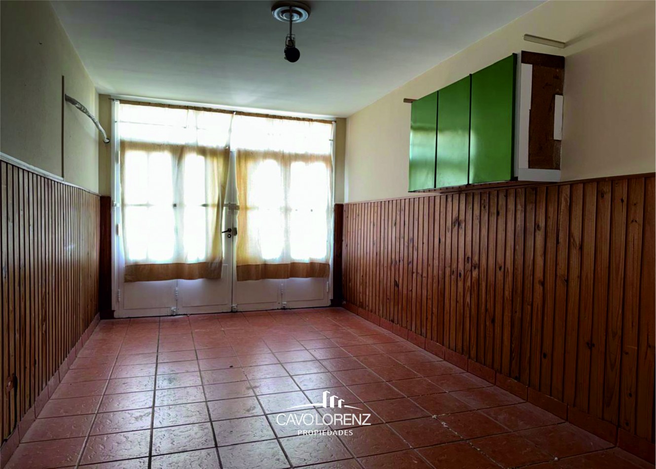 San Jose -Dorrego 3069 - Chalet 5 ambientes con garaje y terraza