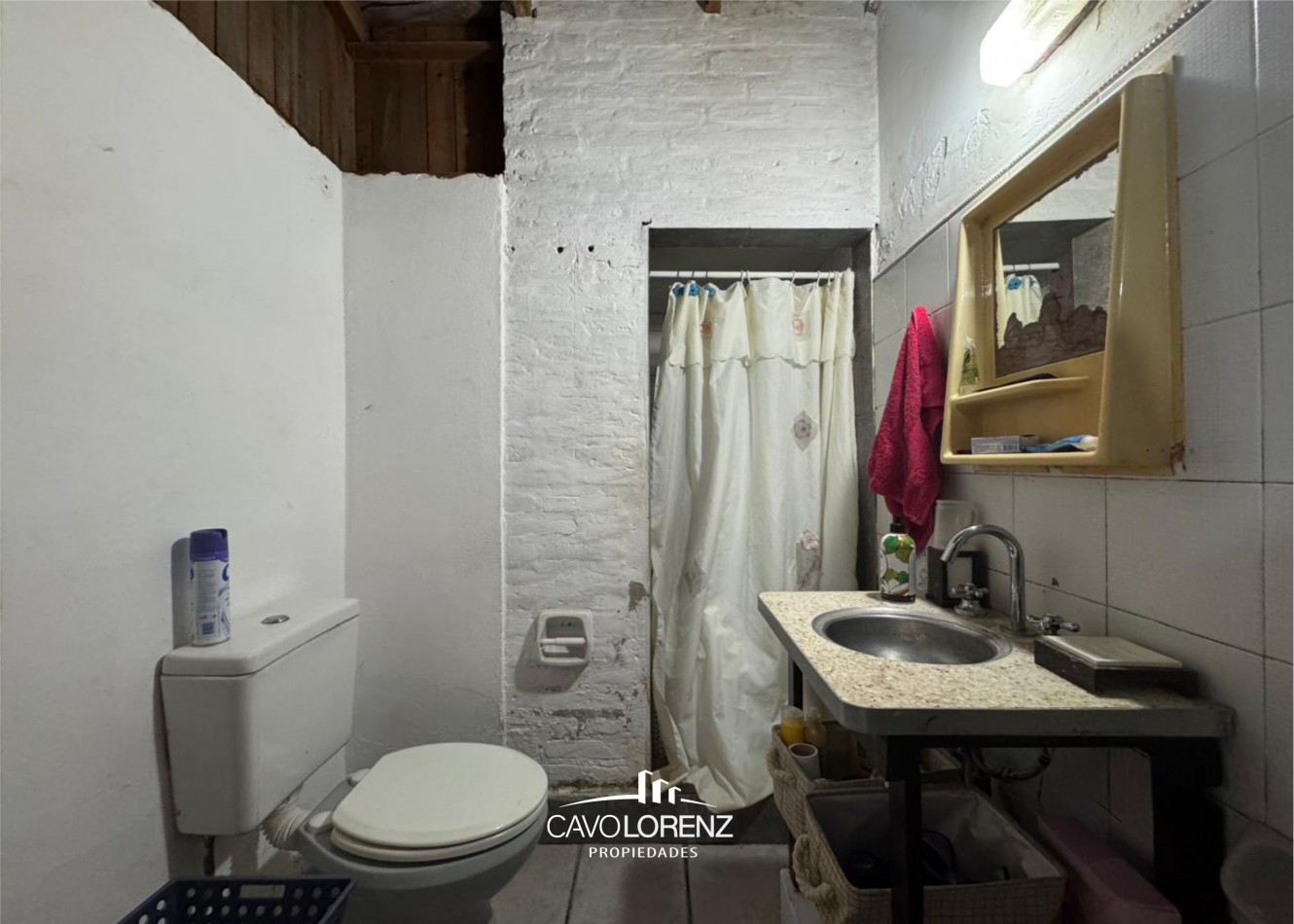 Barrio Estrada- Alice 6818 - Venta en block de dos casas de 3 y 4 ambientes