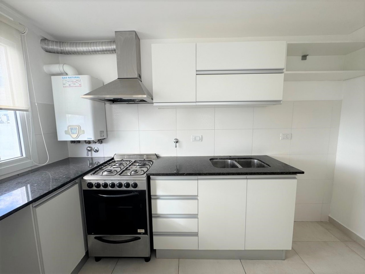 ALQUILER - Chauvin, Catamarca esq.Formosa - Hermoso departamento de 2 ambientes con cochera cubierta y vistas