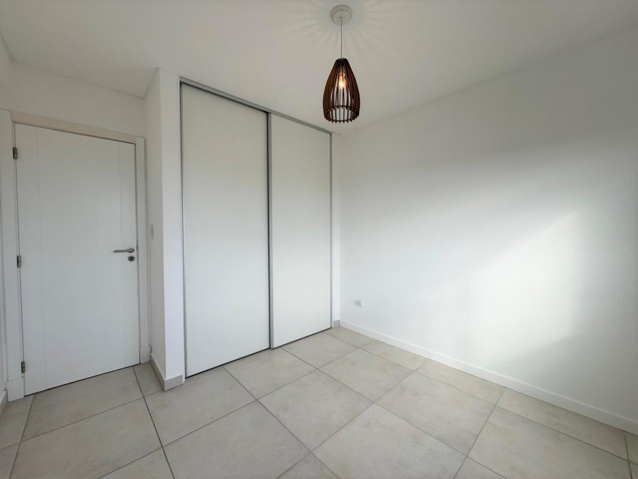 ALQUILER - Chauvin, Catamarca esq.Formosa - Hermoso departamento de 2 ambientes con cochera cubierta y vistas