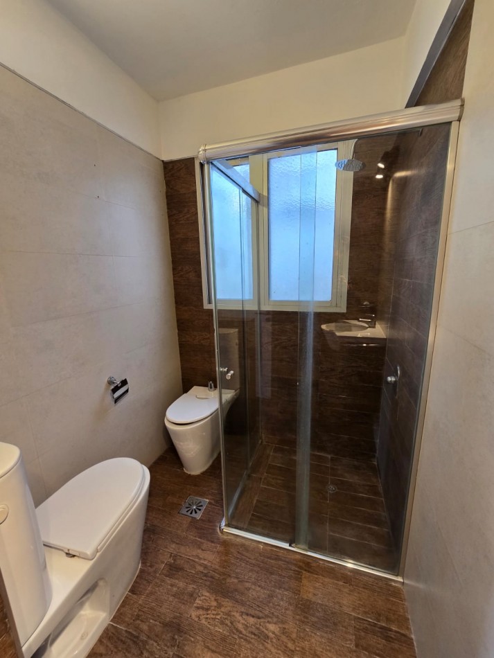 Belgrano 2350 - Departamento 2 ambientes con balcon a la calle, reciclado