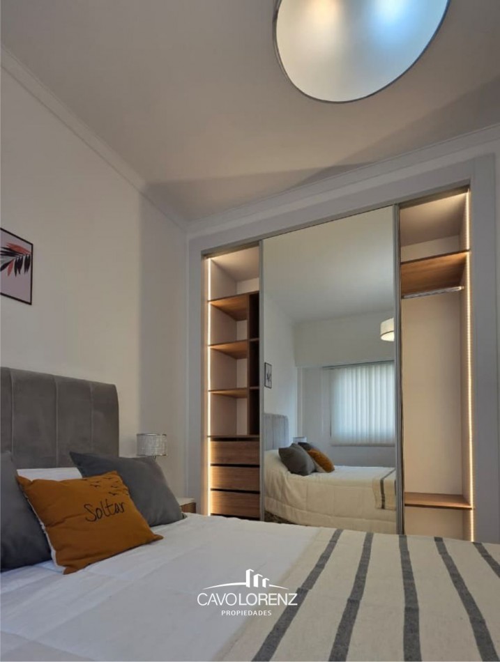 Impecable departamento 2 Ambientes al Frente con balcon - A Nuevo!