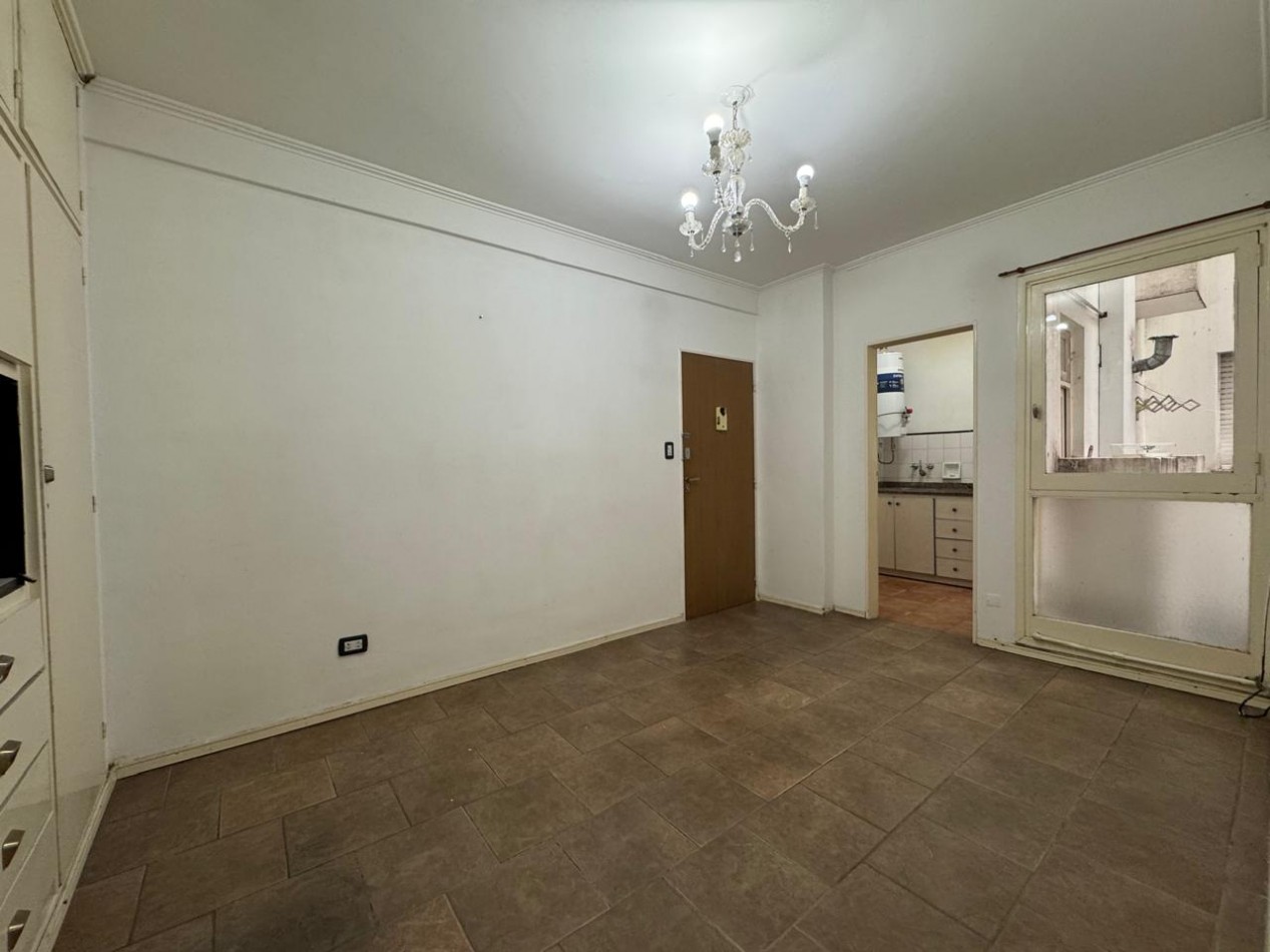 Las Heras 2370 -  Dep. dos ambientes interno