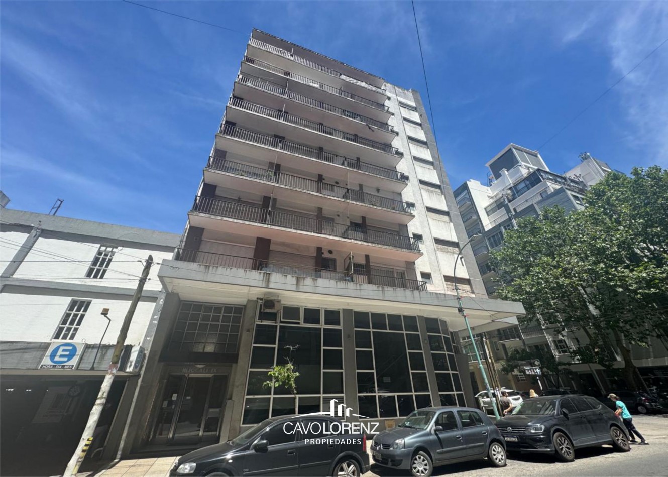 Falucho 1882 - Edificio Nijocali - Ambiente y medio desplazado, a la calle, totalmente reciclado