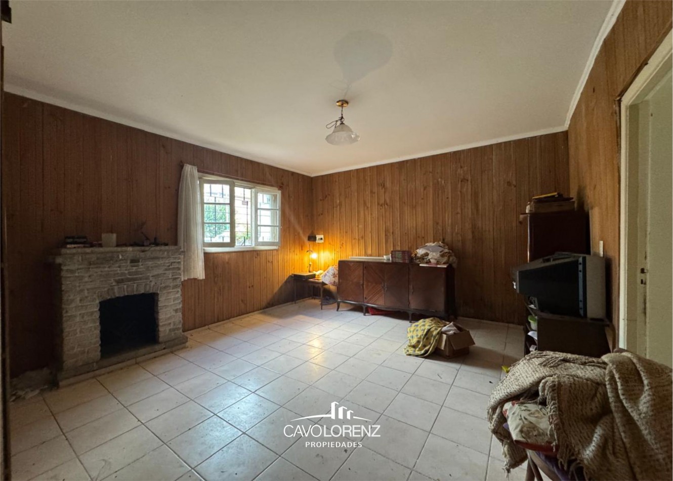 España 455 - PH de tres ambientes a la calle con garaje