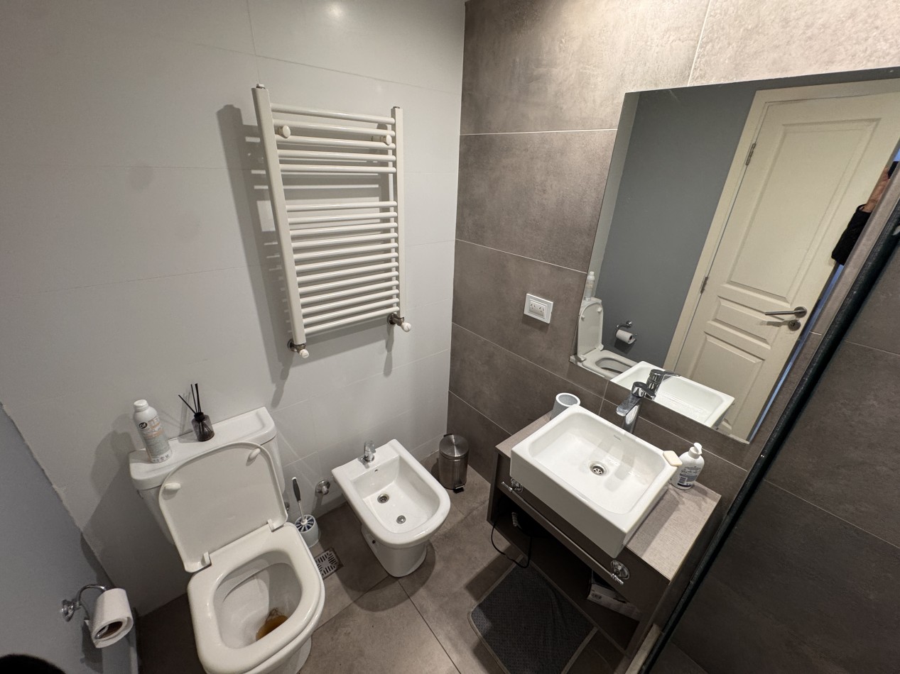 Alquiler- La Rioja 1235- Departamento de 1 amb. equipado, amoblado y con parrilla