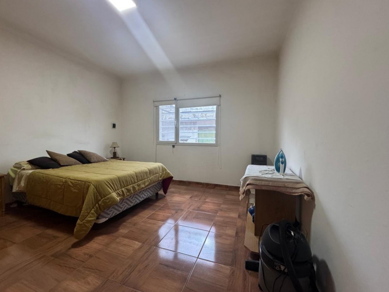 Alquiler - Victoriano Montes 2584 - Vivienda de 3 ambientes con patio en muy buen estado