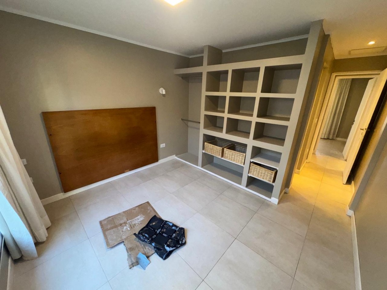 Alquiler - Alvarado 980 - Chalet 3 amb. con entrada de auto - reciclado! Vivienda o profesional
