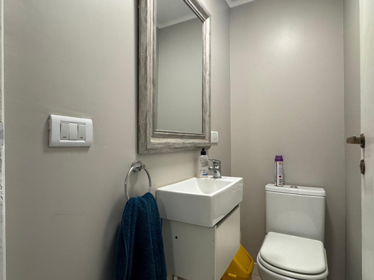Alquiler - Alvarado 980 - Chalet 3 amb. con entrada de auto - reciclado! Vivienda o profesional