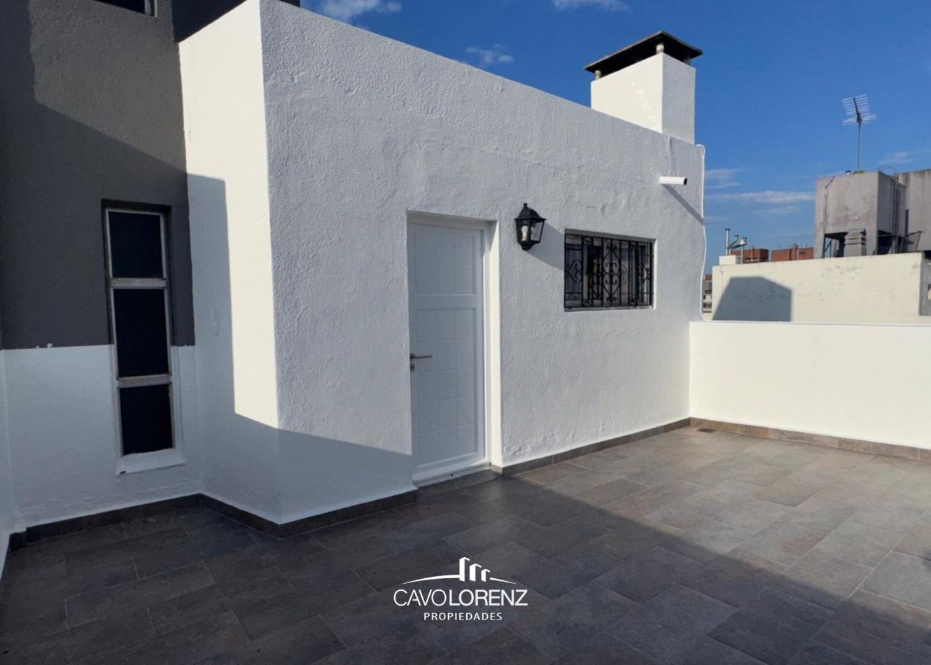 Garay 2533 - Excelente Departamento de 3 ambientes reciclado con gran terraza propia