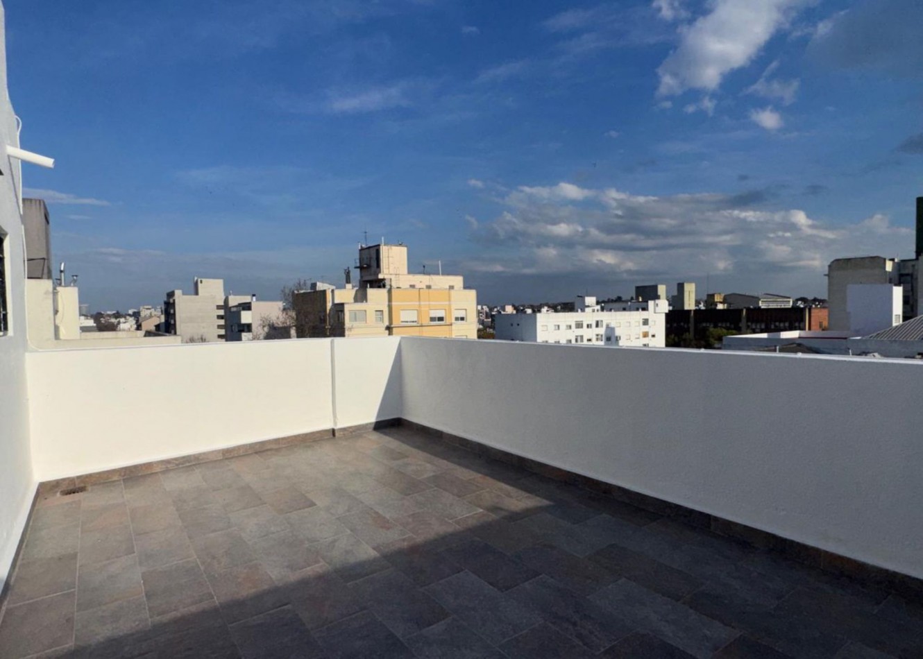 Garay 2533 - Excelente Departamento de 3 ambientes reciclado con gran terraza propia