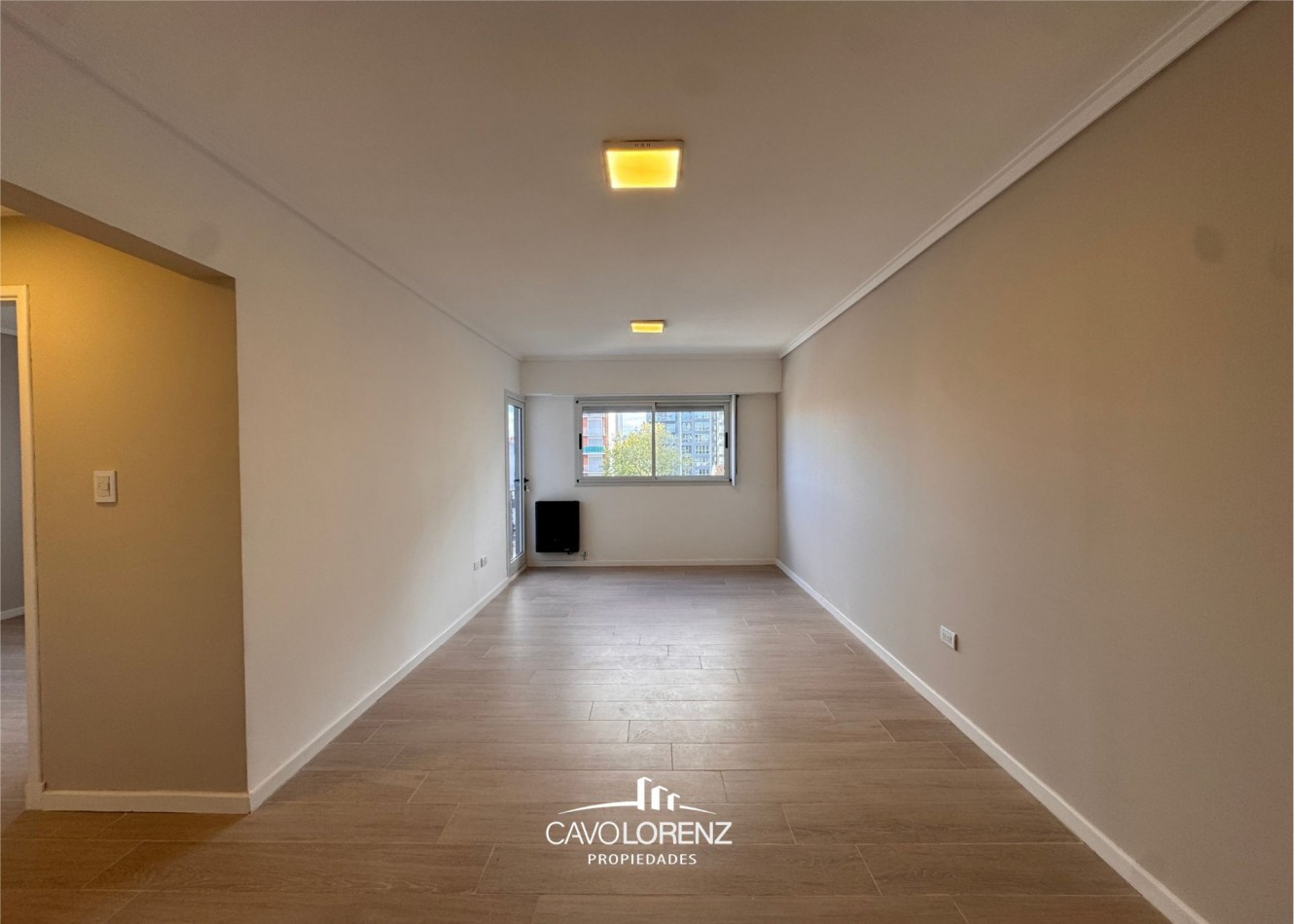 Zona Guemes - Gascon 1436 - Impecable departamento 2 ambientes con cochera, balcon y baulera totalmente reciclado