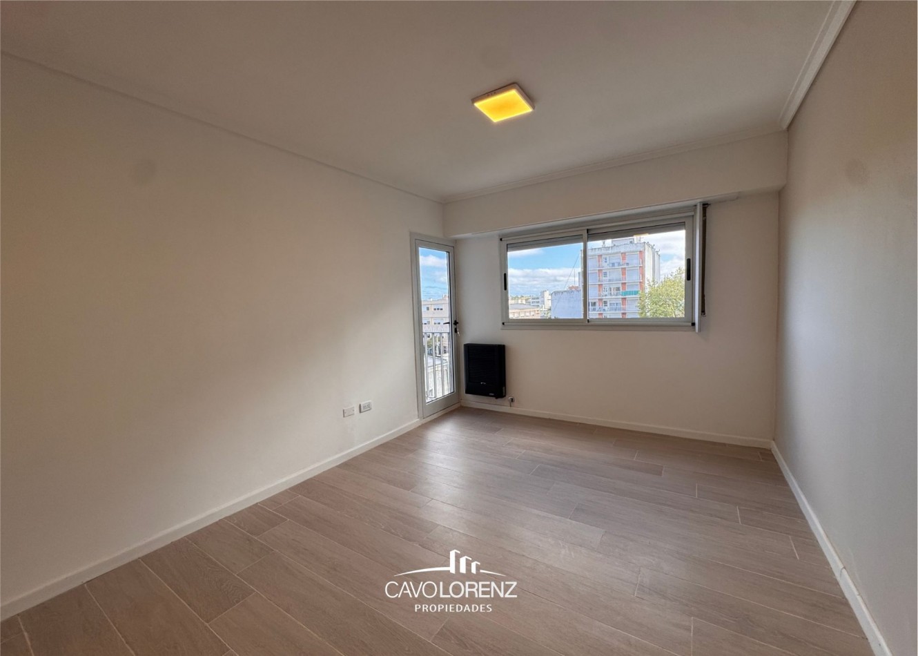 Zona Guemes - Gascon 1436 - Impecable departamento 2 ambientes con cochera, balcon y baulera totalmente reciclado
