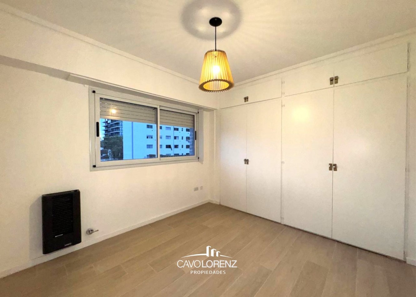 Zona Guemes - Gascon 1436 - Impecable departamento 2 ambientes con cochera, balcon y baulera totalmente reciclado