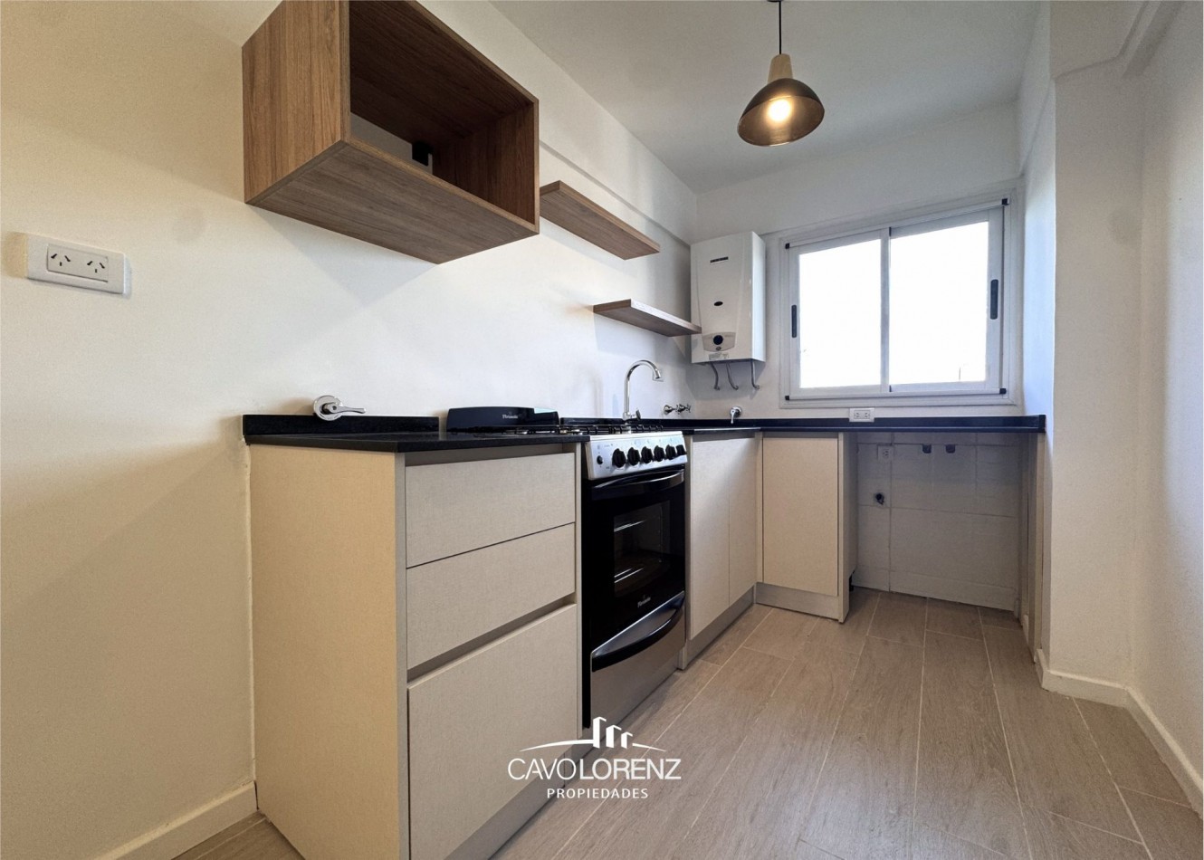 Zona Guemes - Gascon 1436 - Impecable departamento 2 ambientes con cochera, balcon y baulera totalmente reciclado