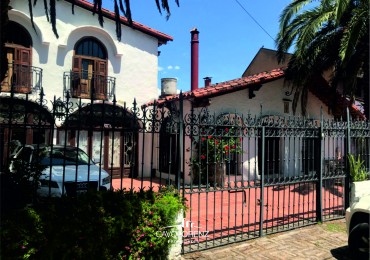 Parque Luro -Magnifico chalet de estilo de 4 ambientes con garaje y jardin