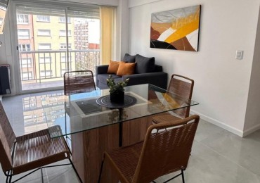 Lamadrid 2188 7° A - Magnifico 3 ambientes al frente con balcon, totalmente reciclado y amoblado