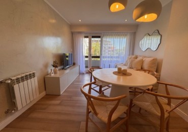 Playa Grande -Saavedra 279 - Alquiler temporario-Exclusivo Dpto 2 Amb.c/Cochera y balcon  a la calle  - SOLO P/ADULTOS